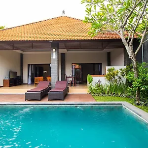 https://the-radiance-bali-villas-seminyak.hotelsseminyak.net